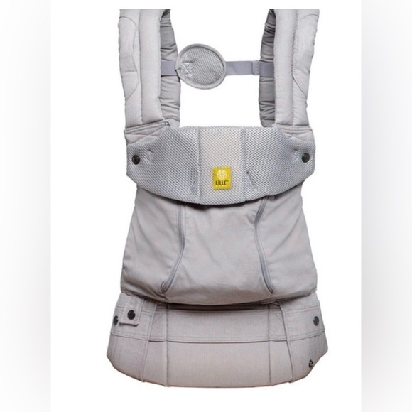Lillebaby Other - LILLEbaby Gray